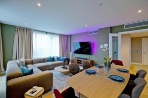 Luxury 360 Penthouse with gym & parking